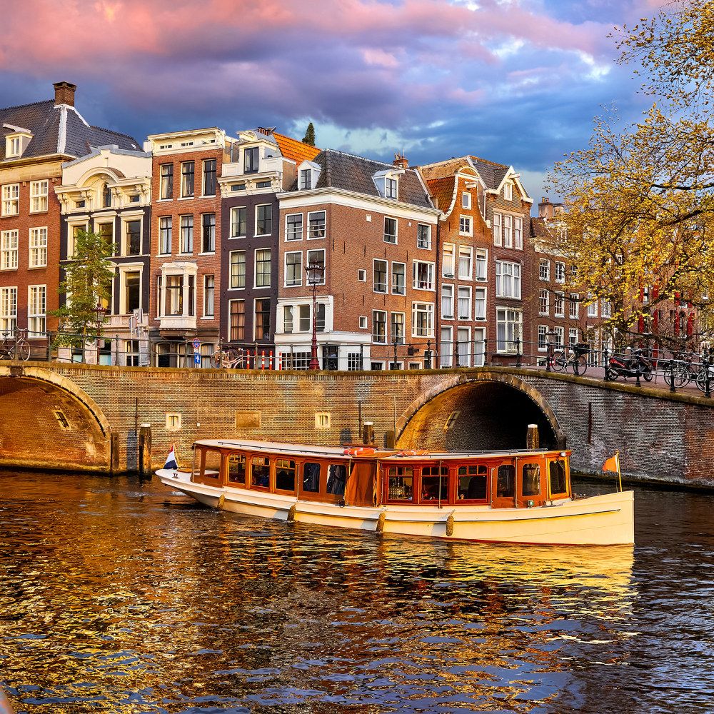 Welke documenten heb je nodig bij de verkoop van een woning Amsterdam?